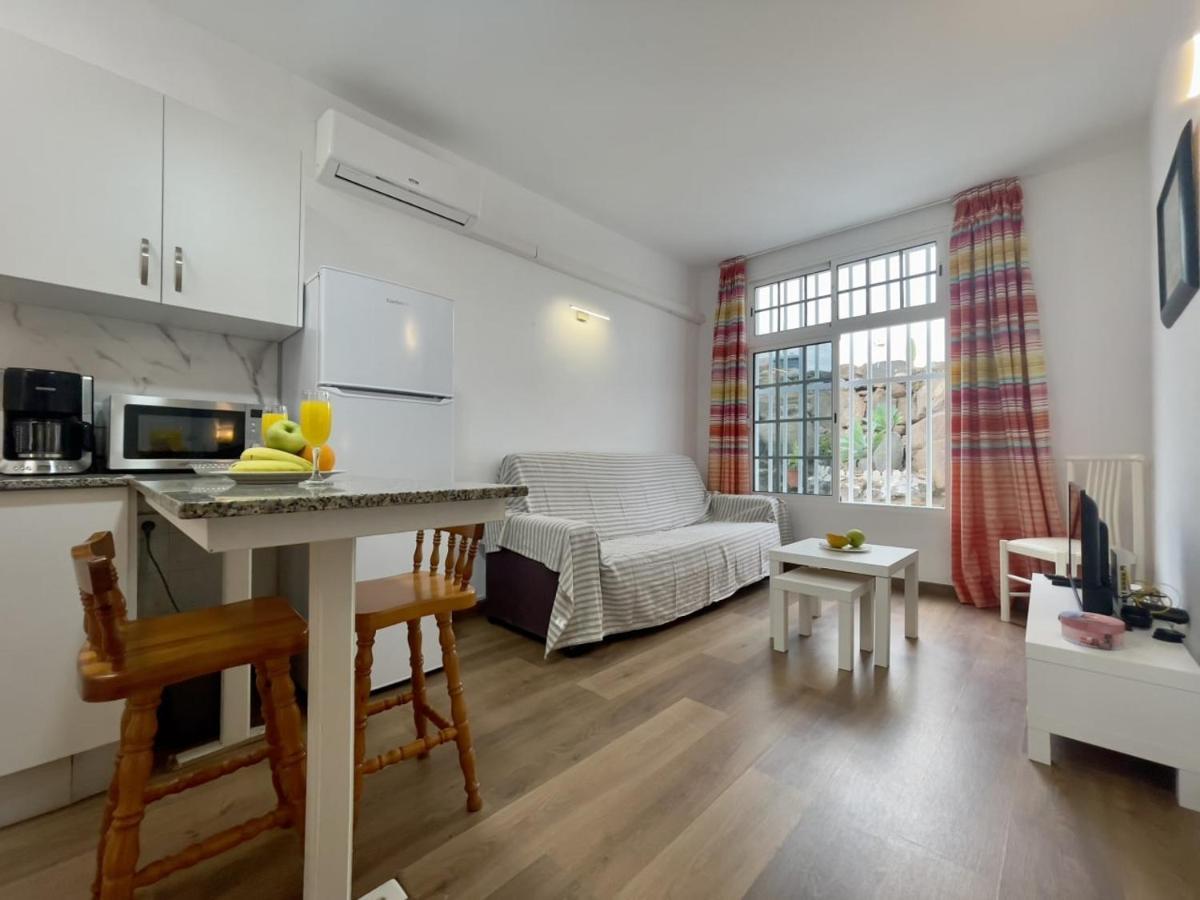 Casa Lindi - Apartment Near Puerto Rico Beach Buitenkant foto