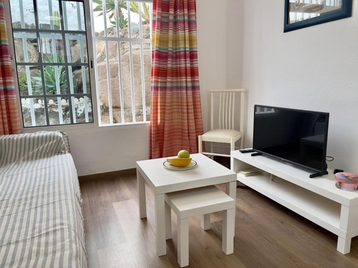 Casa Lindi - Apartment Near Puerto Rico Beach Buitenkant foto