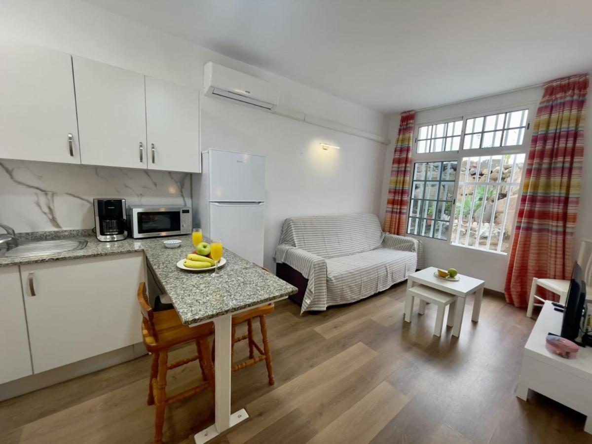 Casa Lindi - Apartment Near Puerto Rico Beach Buitenkant foto
