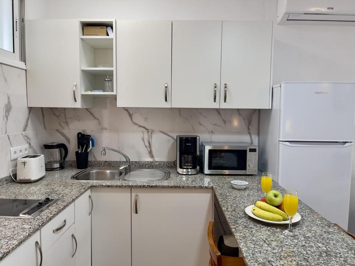 Casa Lindi - Apartment Near Puerto Rico Beach Buitenkant foto